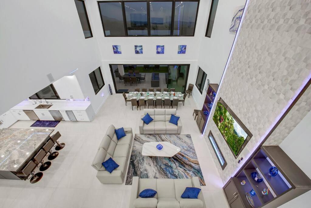 An Architectural Masterpiece With Unparalleled Beauty, Elegance And Amenities Temecula Eksteriør billede