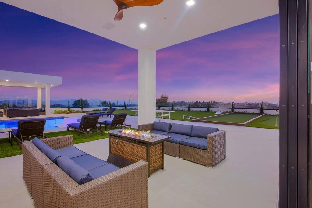 An Architectural Masterpiece With Unparalleled Beauty, Elegance And Amenities Temecula Eksteriør billede