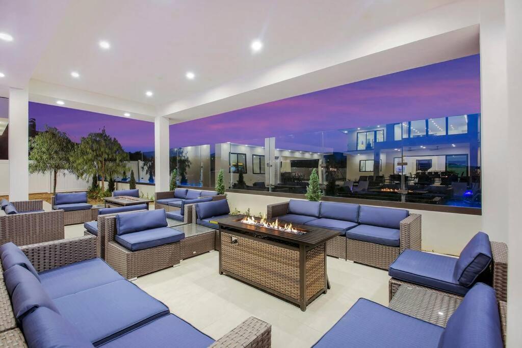 An Architectural Masterpiece With Unparalleled Beauty, Elegance And Amenities Temecula Eksteriør billede