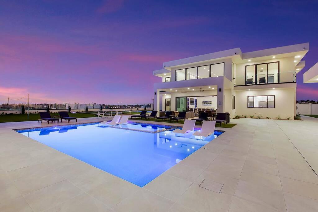 An Architectural Masterpiece With Unparalleled Beauty, Elegance And Amenities Temecula Eksteriør billede