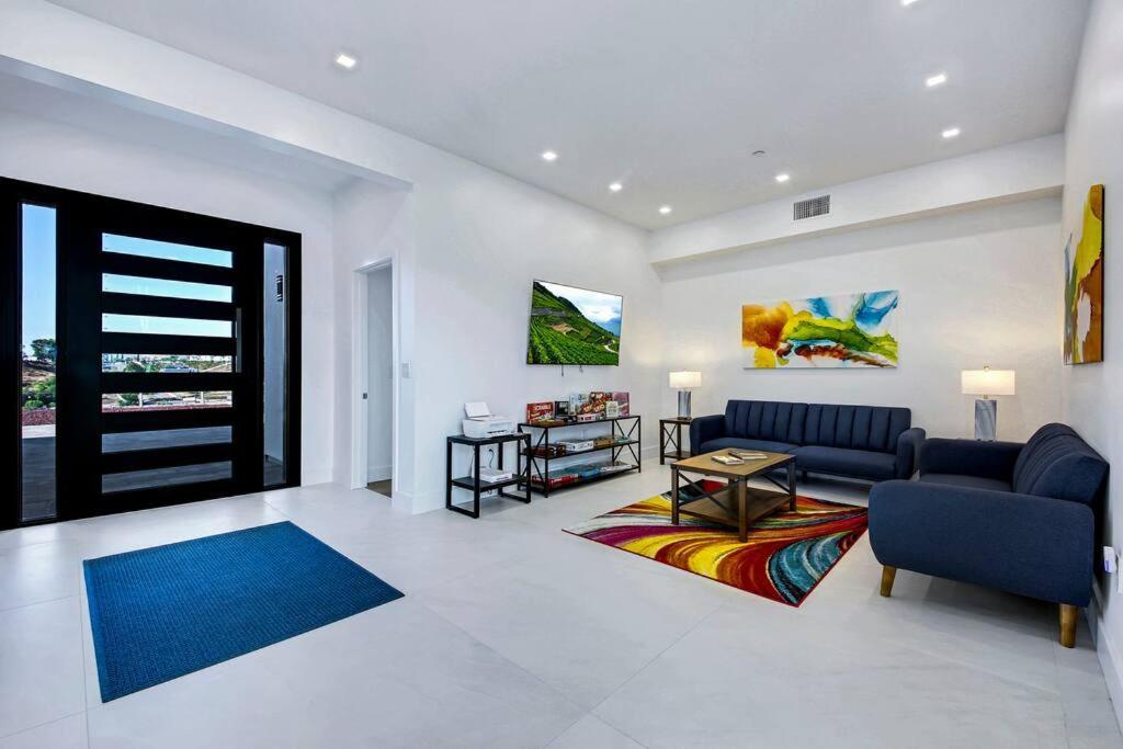 An Architectural Masterpiece With Unparalleled Beauty, Elegance And Amenities Temecula Eksteriør billede