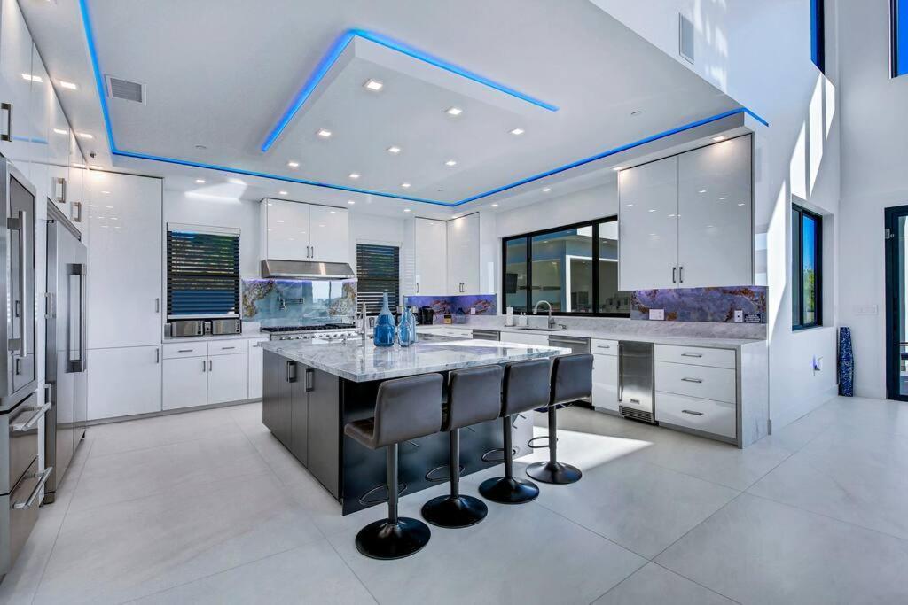 An Architectural Masterpiece With Unparalleled Beauty, Elegance And Amenities Temecula Eksteriør billede